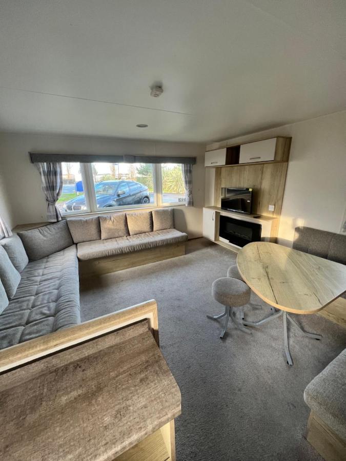 Campsite Caravan In Marton Mere Blackpool